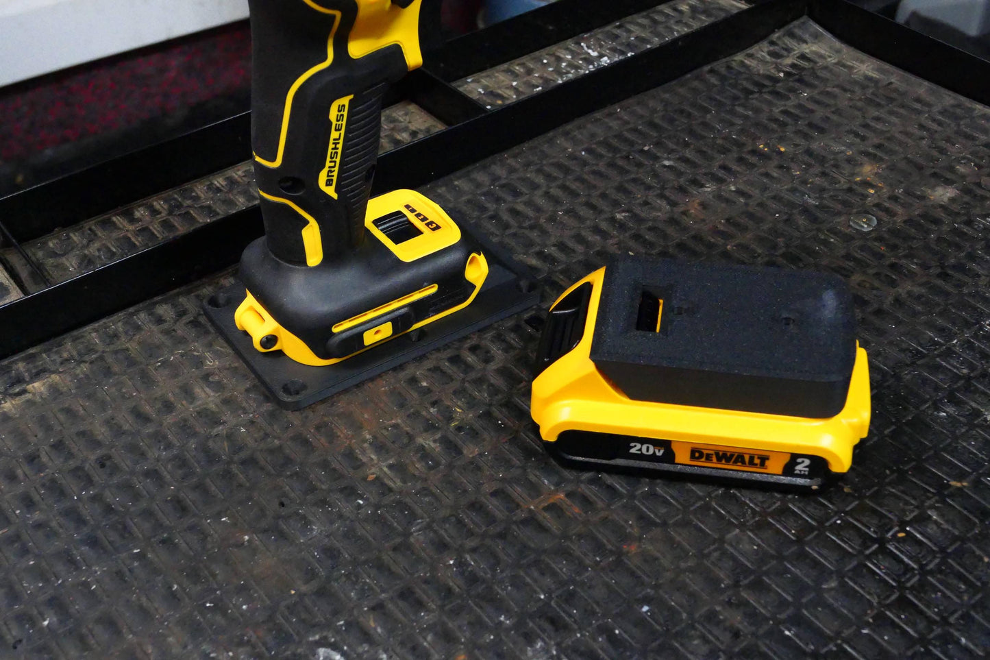 Dewalt 20v Tool and Battery Holder